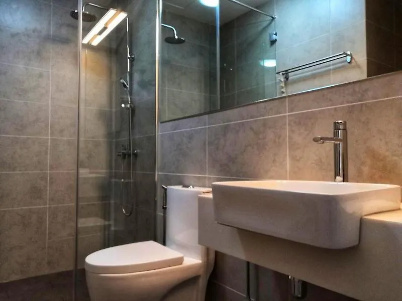 Kl Gateway Premium Residence I Homebrickz Kuala Lumpur 0*,  Malaysia