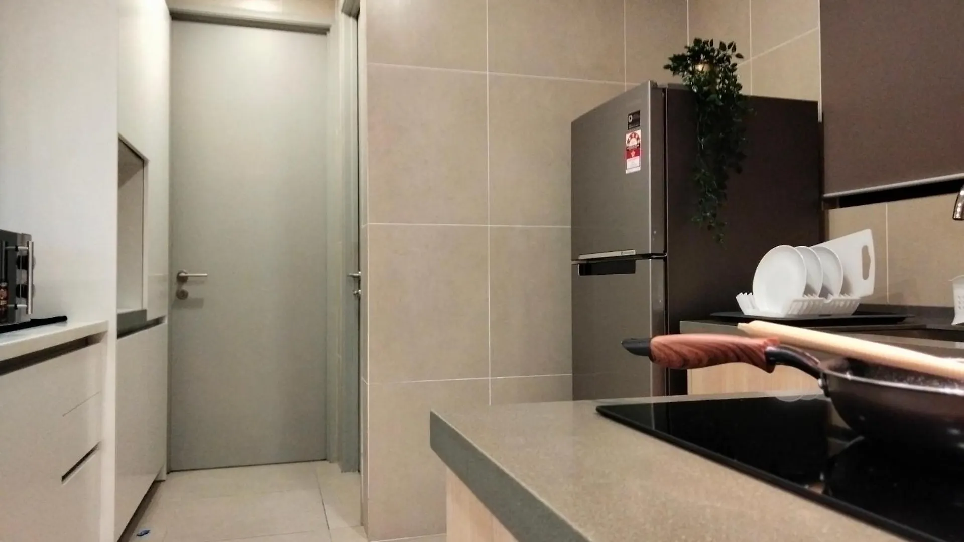 Kl Gateway Premium Residence I Homebrickz Kuala Lumpur Apartment